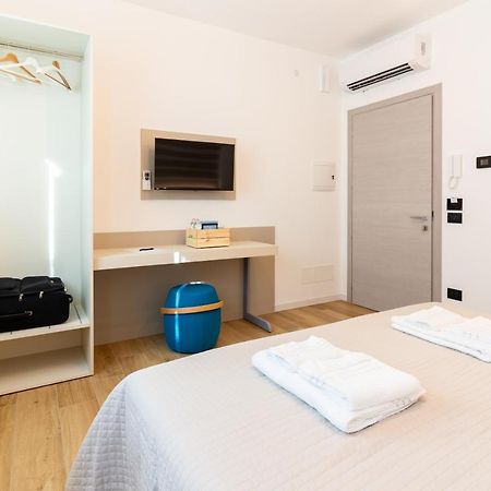Tommyhouse Hotel บอร์โซ เดล กราปปา ภายนอก รูปภาพ